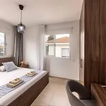 Διαμέρισμα Mythical Sands Al14 *